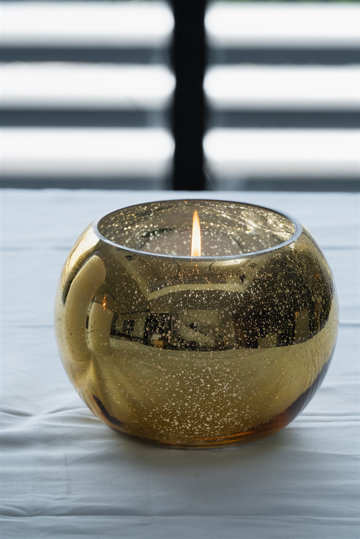 כדור זכוכית זהב כדור זכוכית זהב