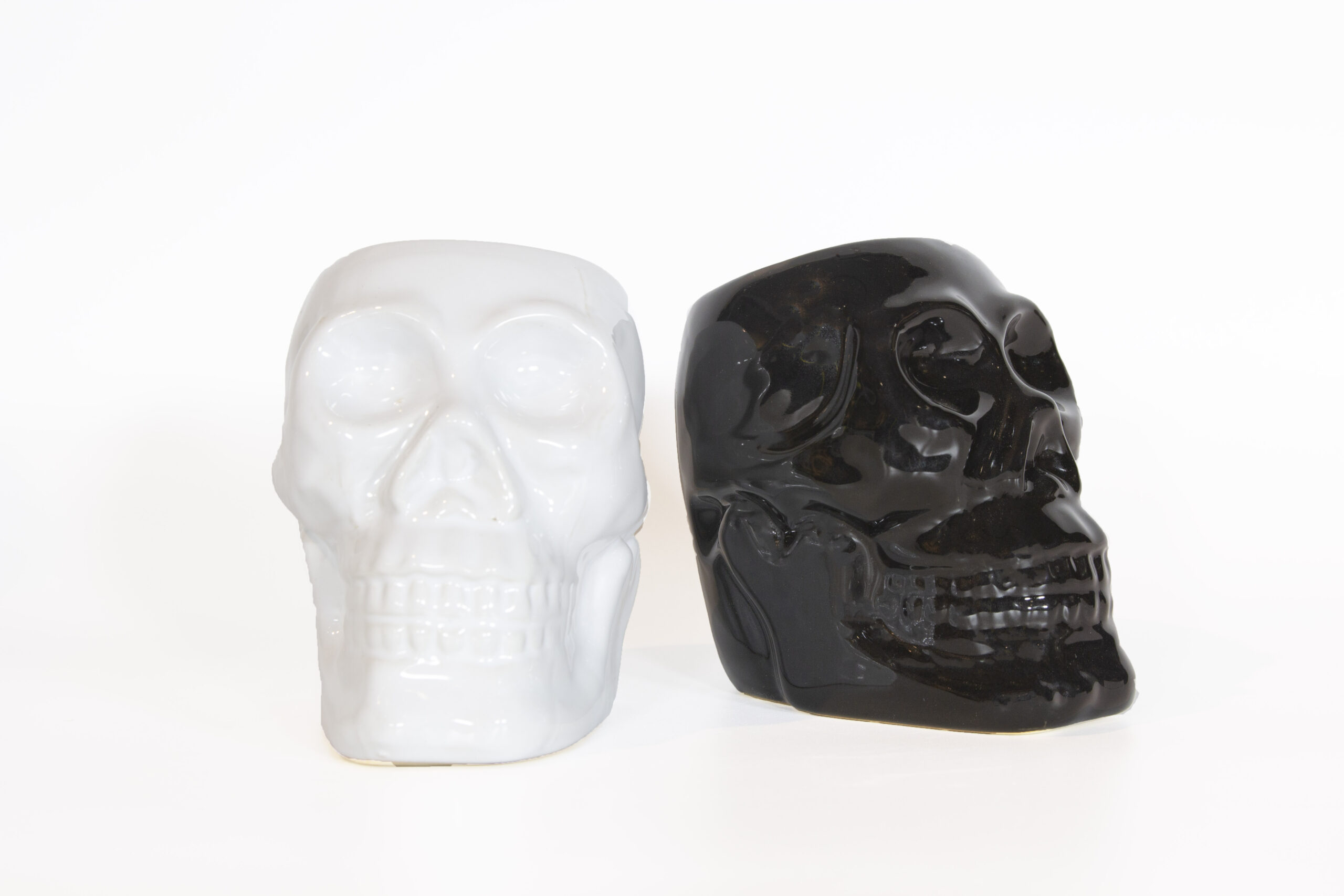 מבער גולגולת שחור