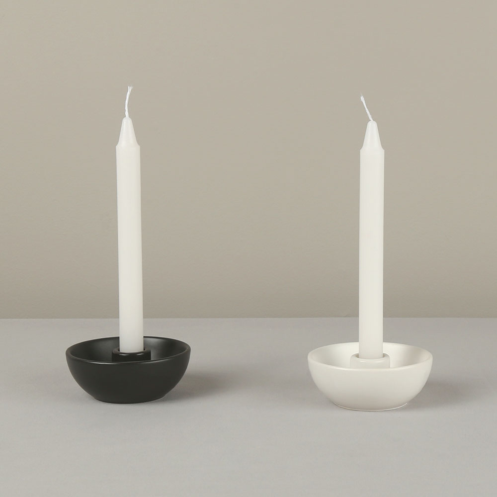 פמוט חרס DIS שחור פמוט חרס DIS שחור