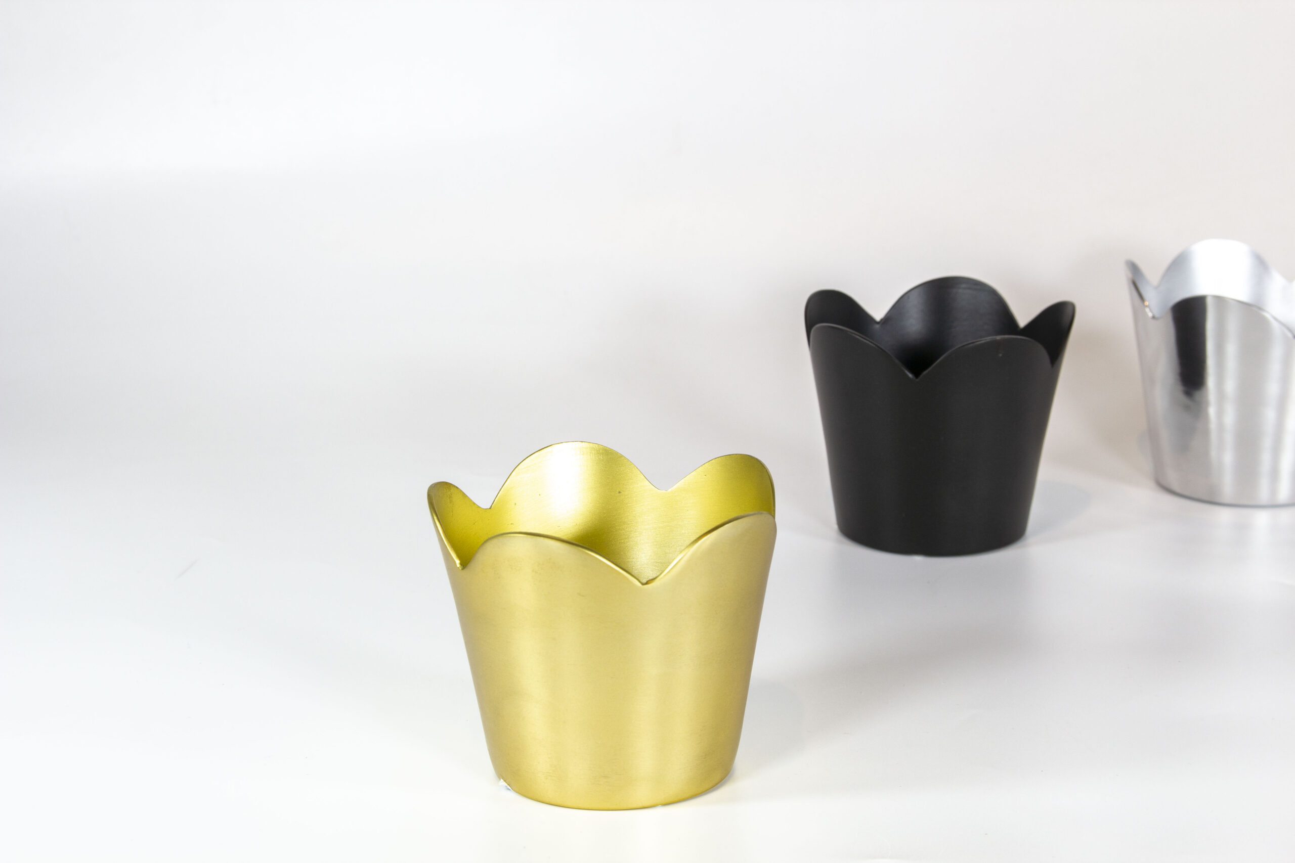 פמוט FLOW פמוט FLOW