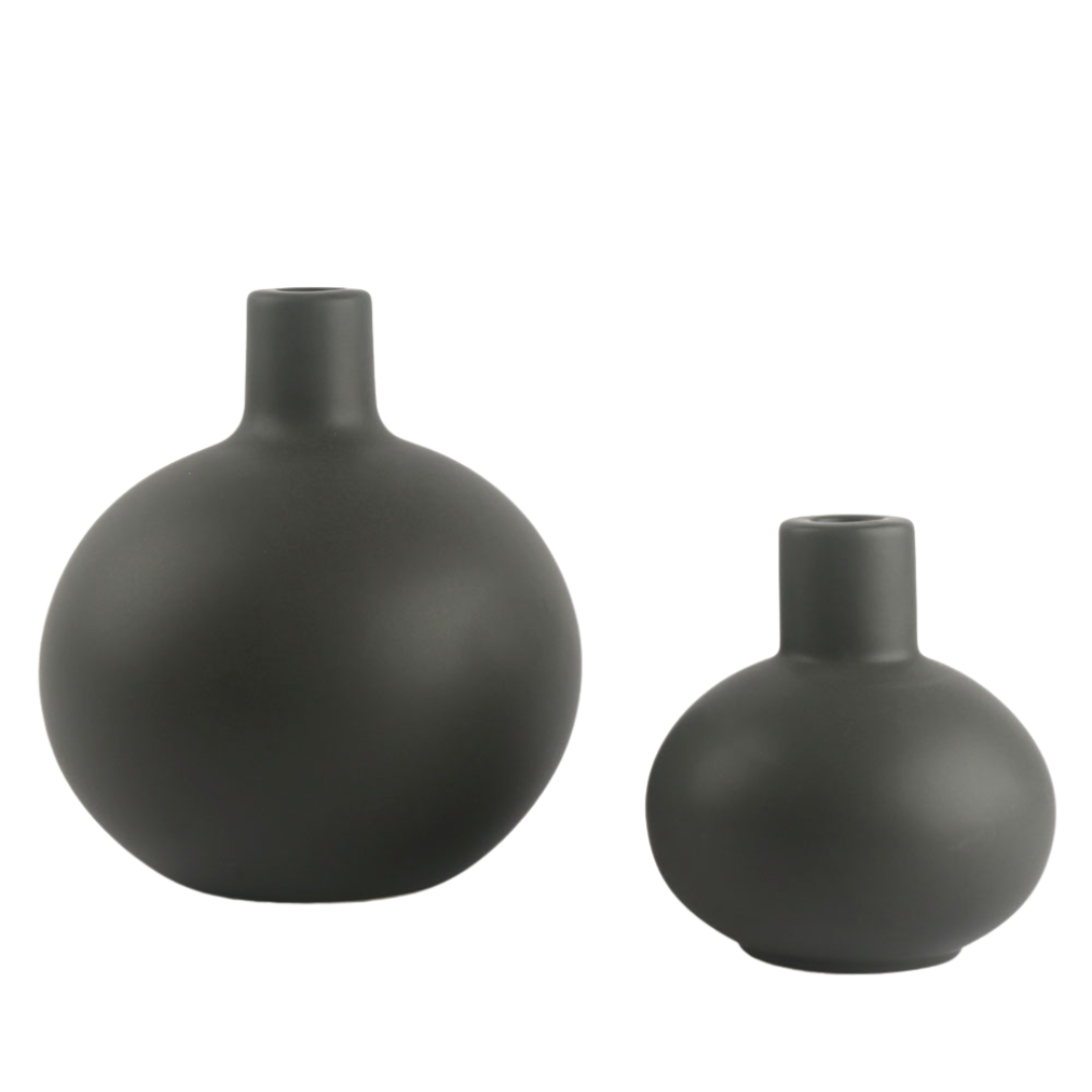 פמוט חרס GLOBE שחור פמוט חרס GLOBE שחור