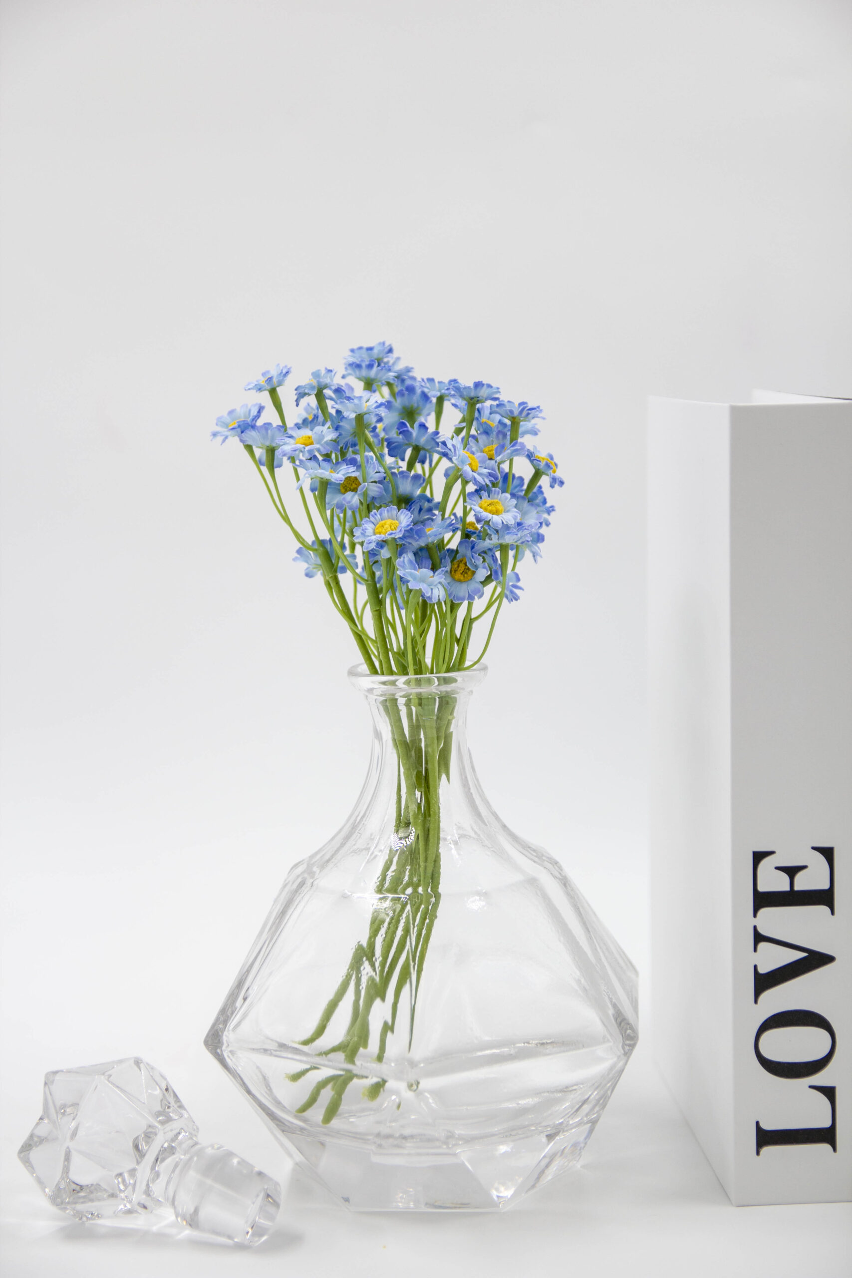 זר מלאכותי חרציות כחול זר מלאכותי חרציות כחול