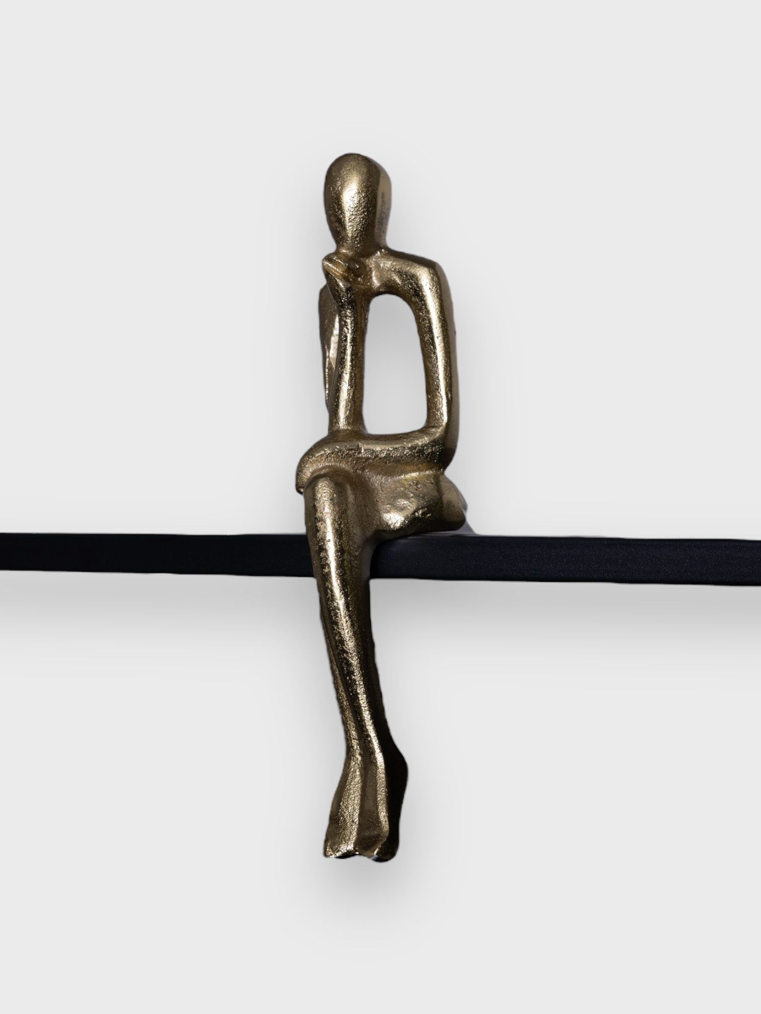 פסל דקורטיבי אישה זהב