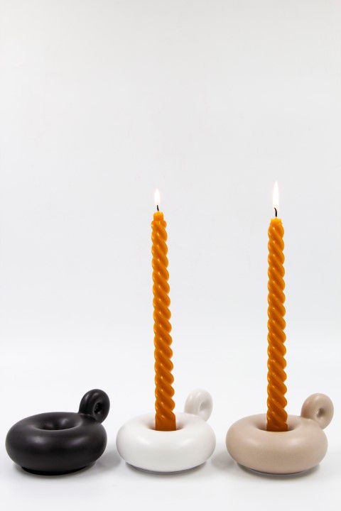 פמוט חרס DONAT ידית לבן פמוט חרס DONAT ידית לבן