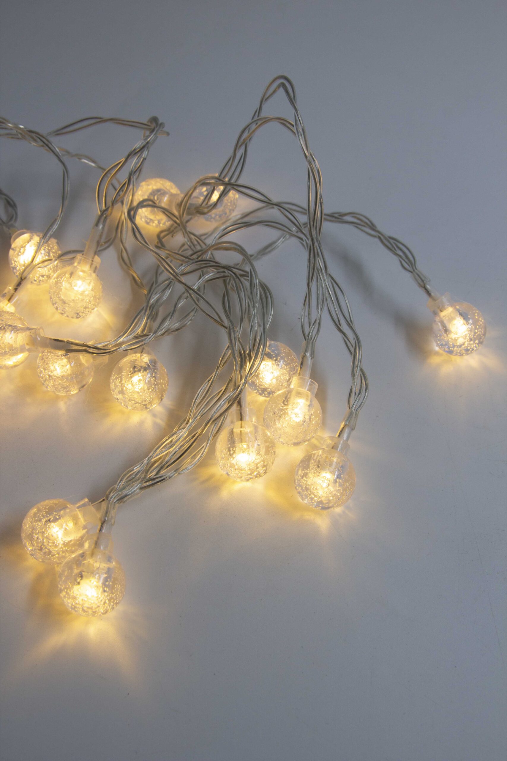 שרשרת נורות לד כדורים