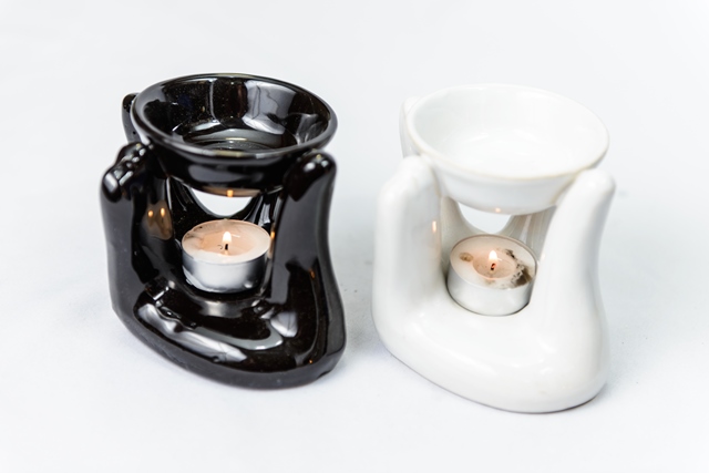 מבער יד אוחזת צלחת לבן מבער יד אוחזת צלחת לבן