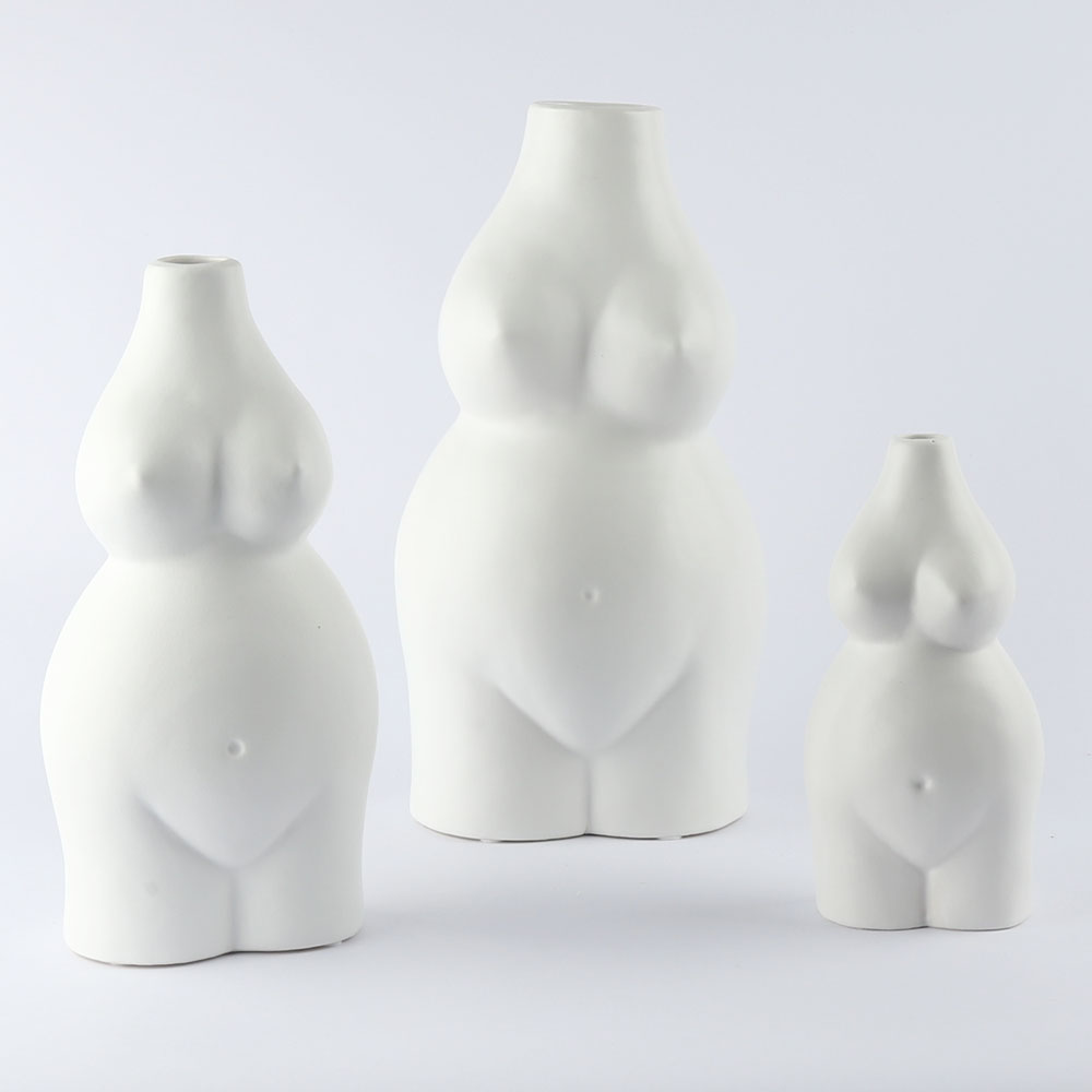 כד חרס WOMAN כד חרס WOMAN