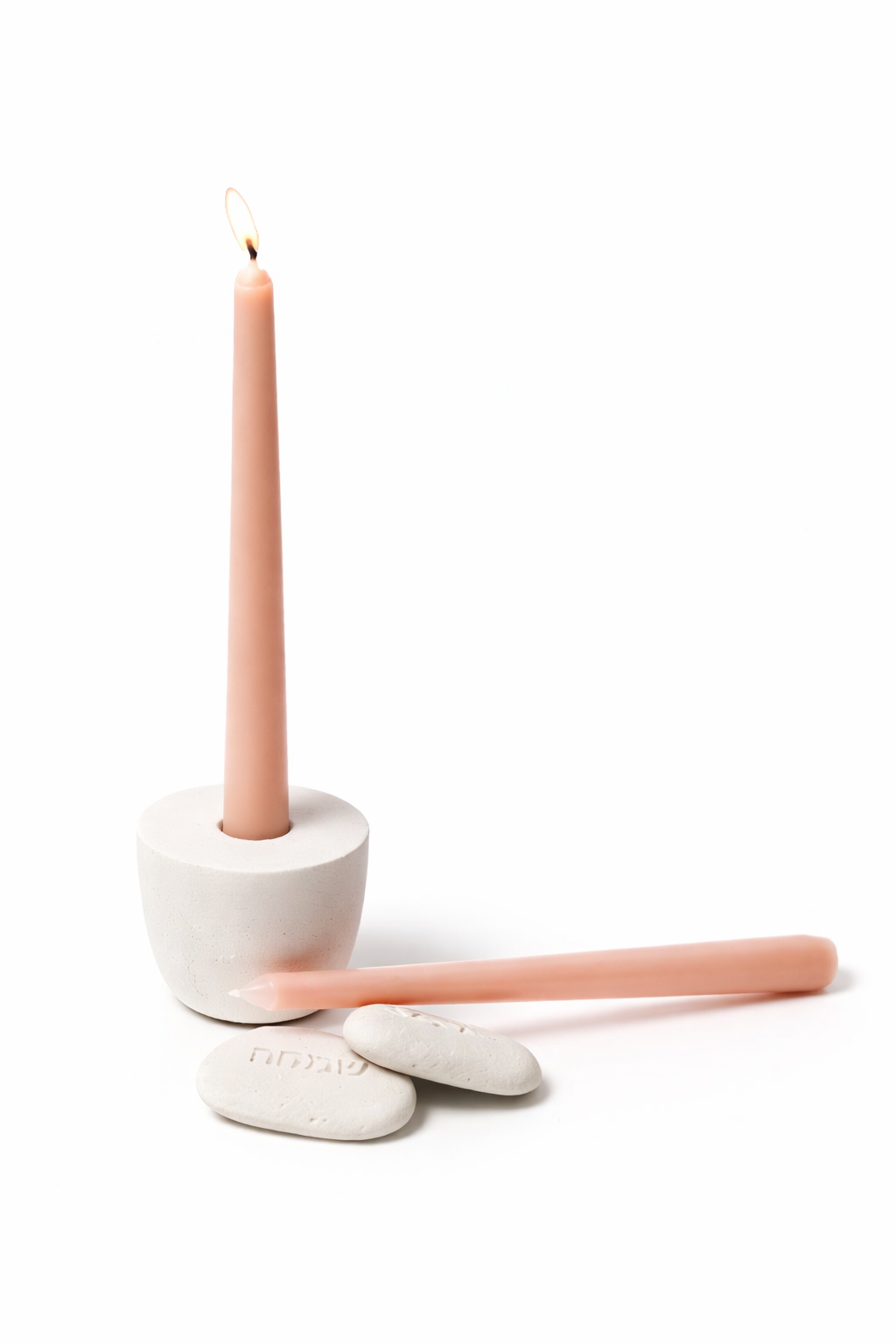 פמוט שולחן בטון לבן