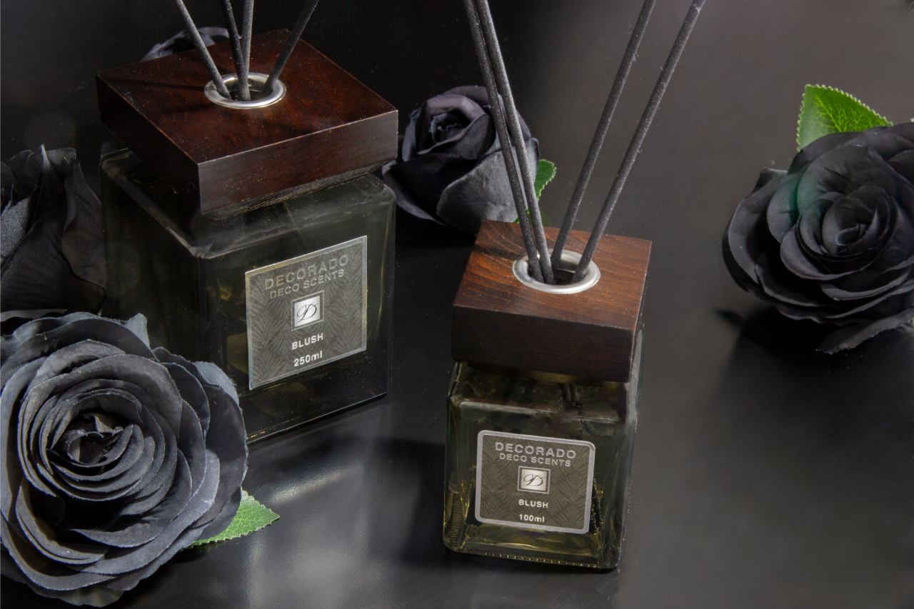 TONKA & PINK PEPPER Perfume collection מפיץ ריח TONKA & PINK PEPPER Perfume collection מפיץ ריח