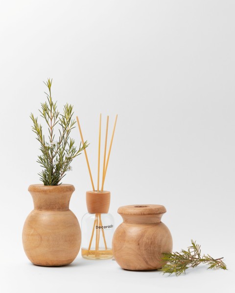 מוצרי קש ועץ