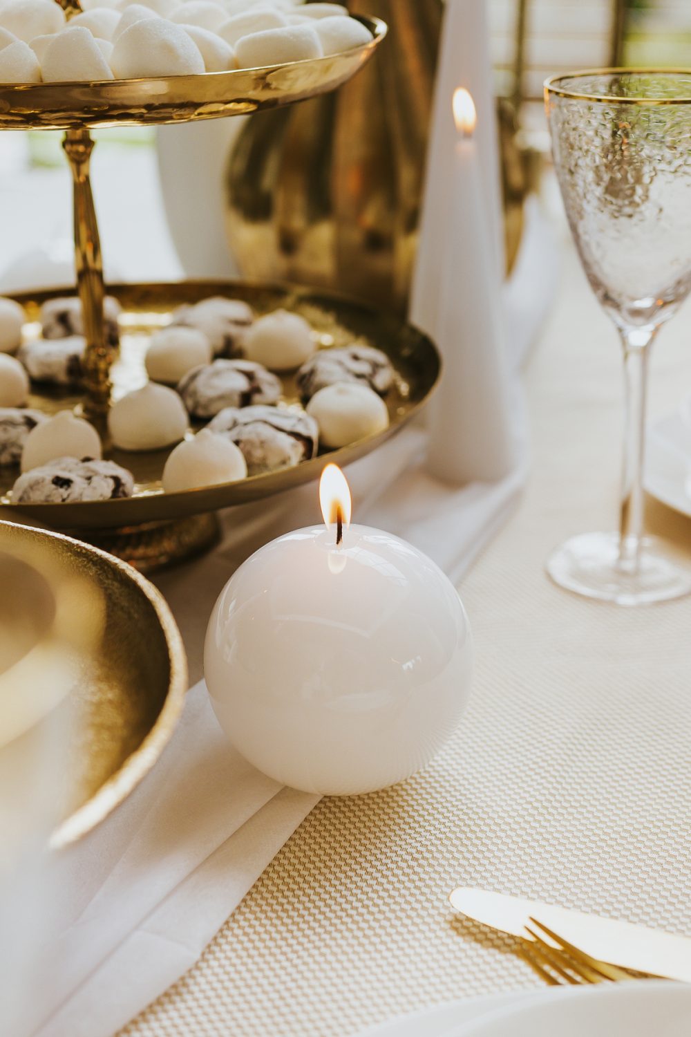 נר באולינג לבן