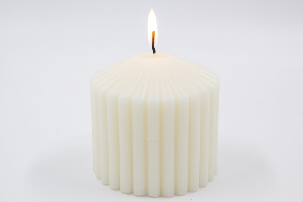 נר קוטר 10 ס"מ STRIP לבן