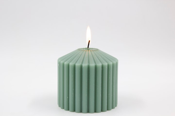 נר קוטר 10 ס"מ STRIP ירוק פסטל