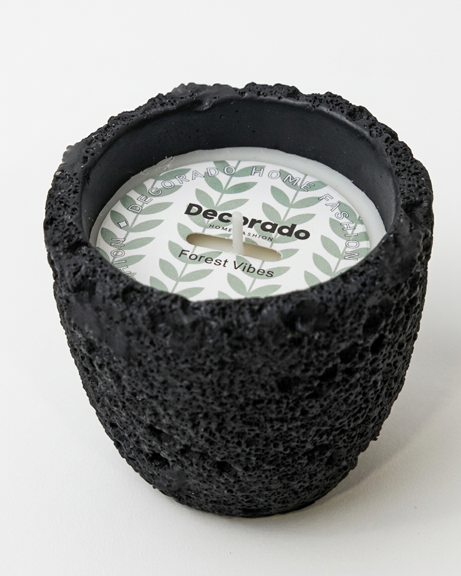 נר יצוק VANILLA GARDENIA - שחור