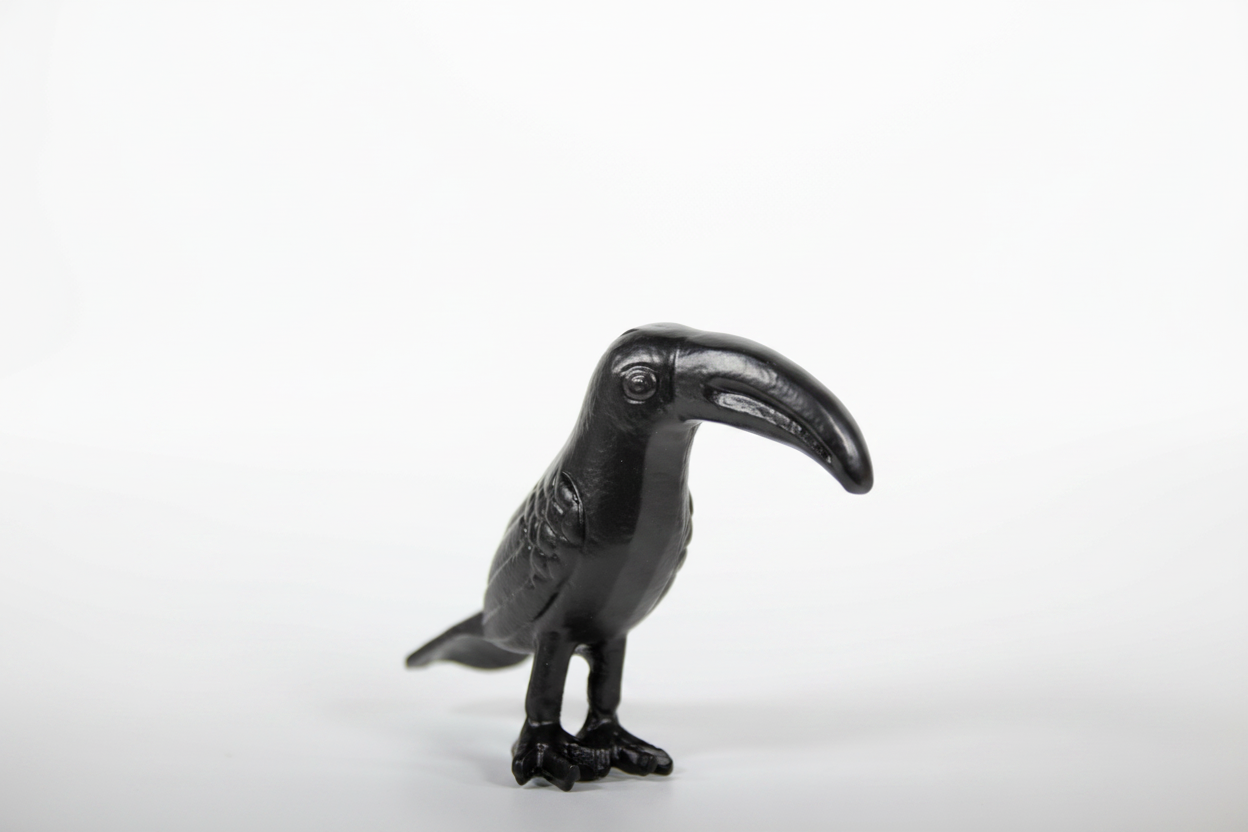 פסל TOKI שחור 11/17