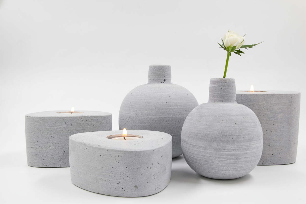 פמוט בטון TRIPL גדול 10.5 ס"מ