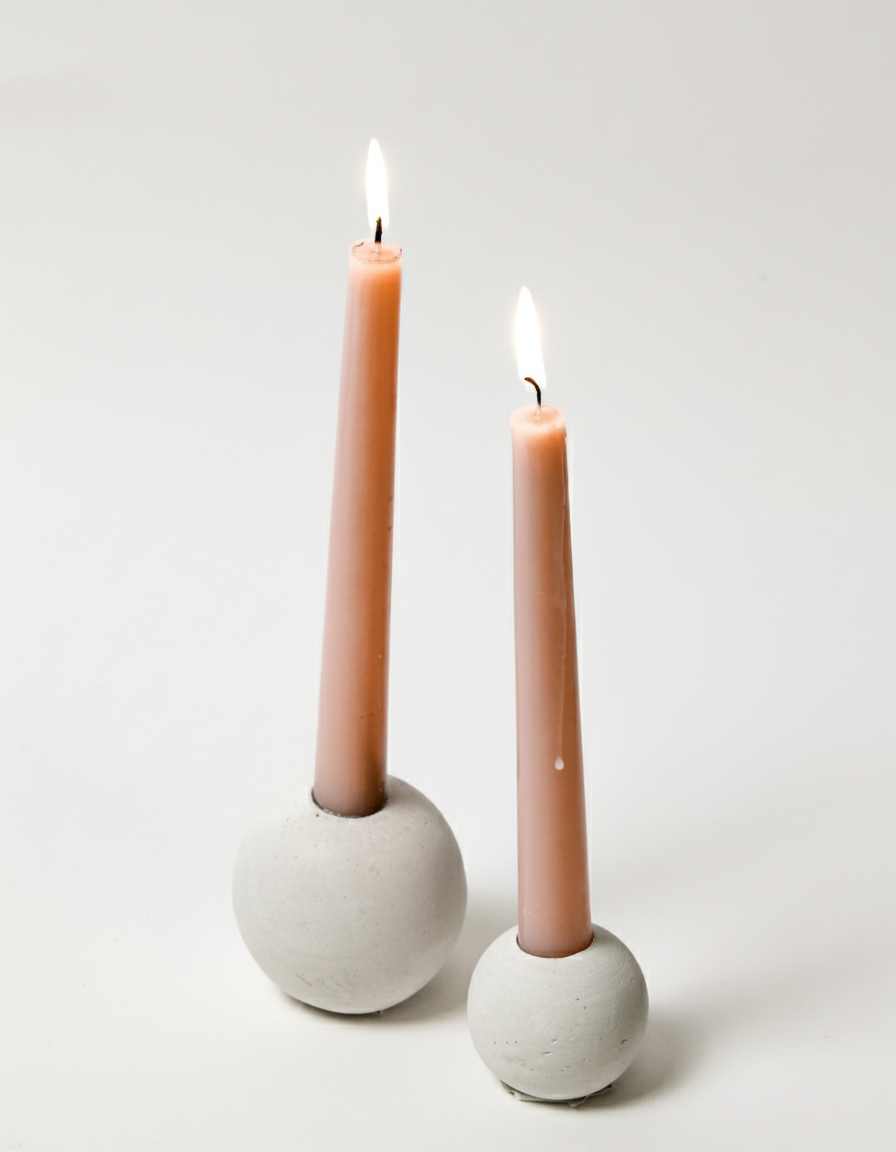 פמוט כדור בטון לבן - 4 ס"מ