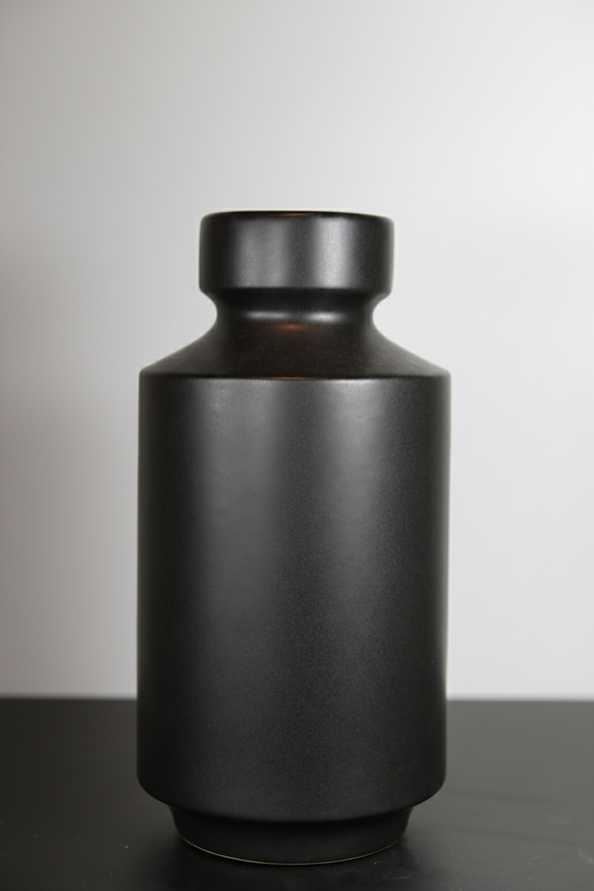 כד חרס ROUND RIKA BLACK L